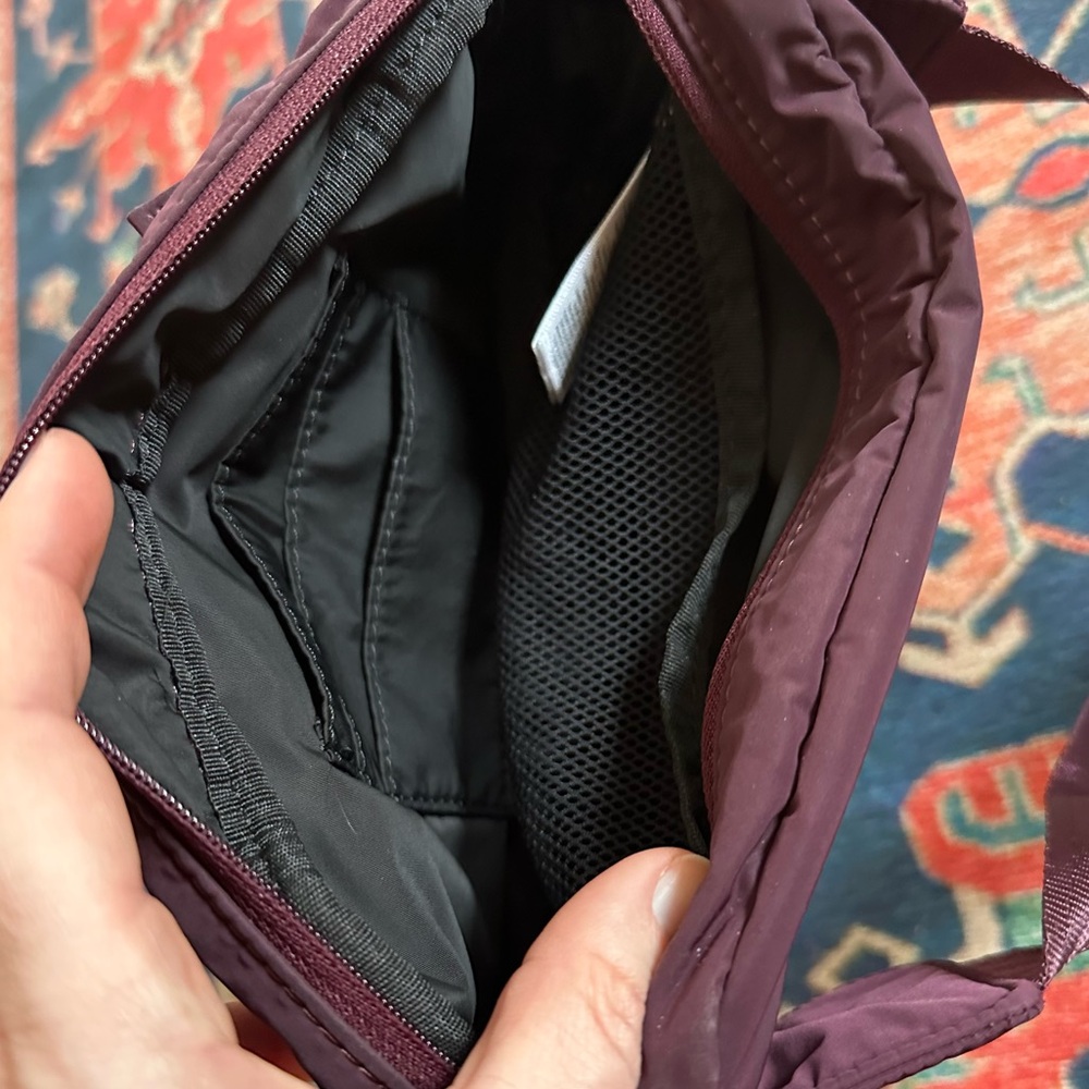 Athleta Belt Bag - Picture 5 of 8